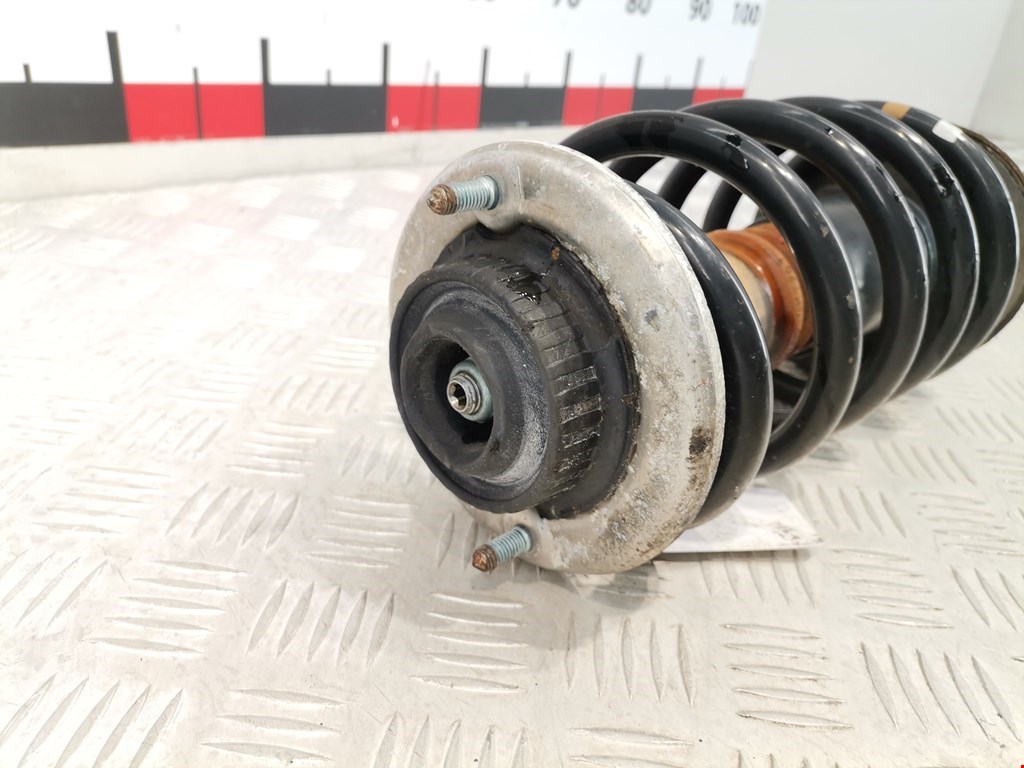 Амортизатор передний правый VOLKSWAGEN Passat B5 1997-2005