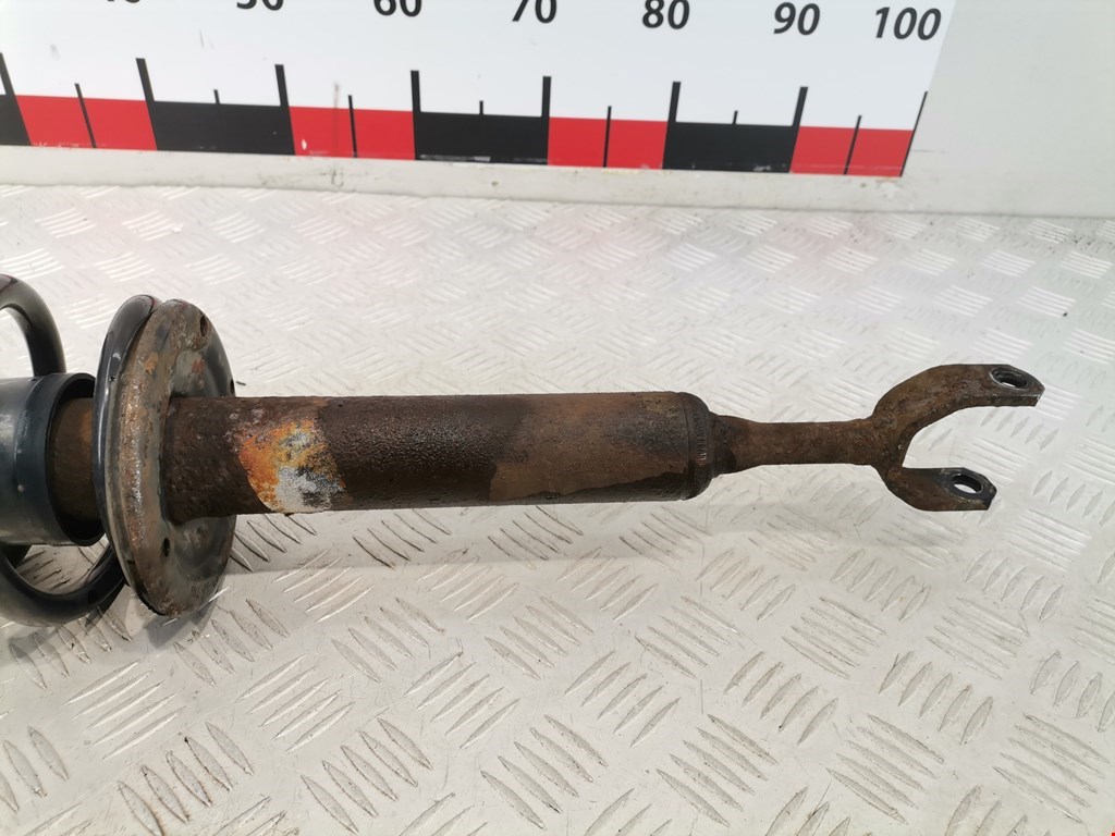 Амортизатор передний правый VOLKSWAGEN Passat B5 1997-2005