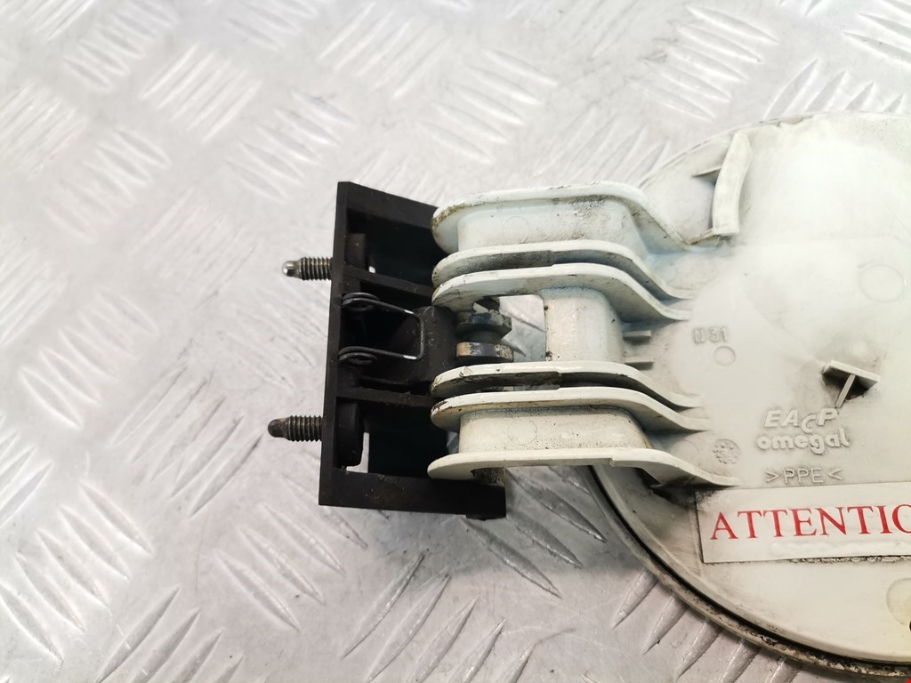 Лючок бензобака PEUGEOT 306 1993-2002