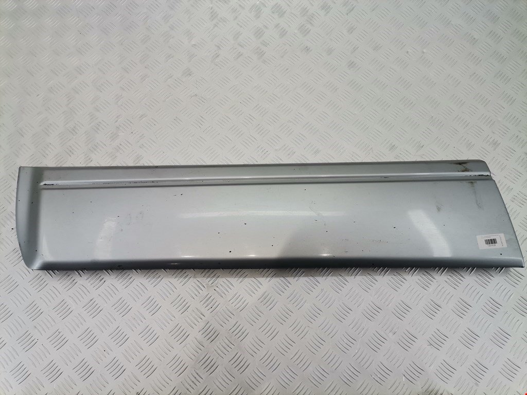 Накладка декоративная (молдинг) двери передней левой Mitsubishi Pajero 3 (1999-2006)