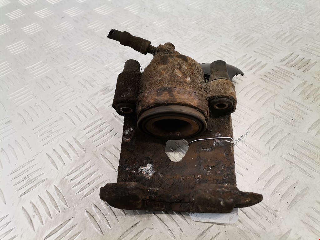 Суппорт передний левый VOLKSWAGEN Polo III 1994-2001