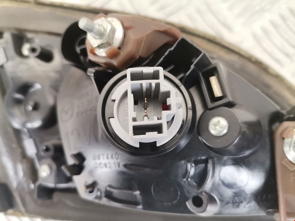 Фонарь задний внутренний правый MAZDA Mazda 3 BL 2009-2013