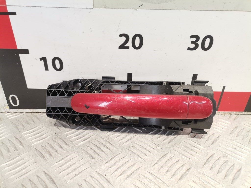 Ручка двери задней наружная правая SEAT Ibiza 2008-2017