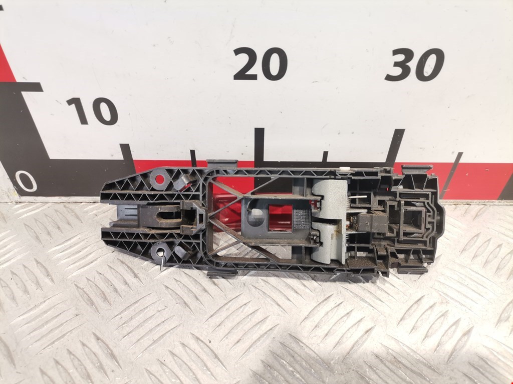 Ручка двери задней наружная правая SEAT Ibiza 2008-2017