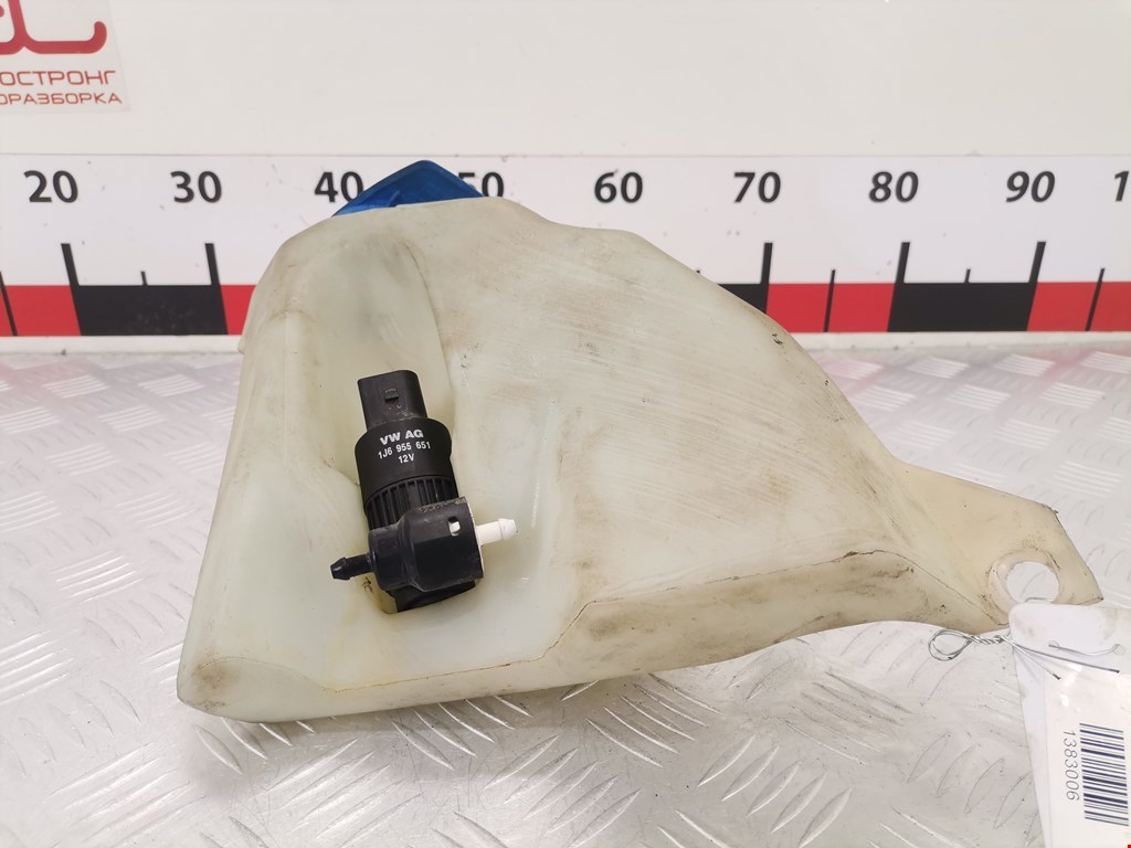 Бачок омывателя VOLKSWAGEN Polo III 1994-2001