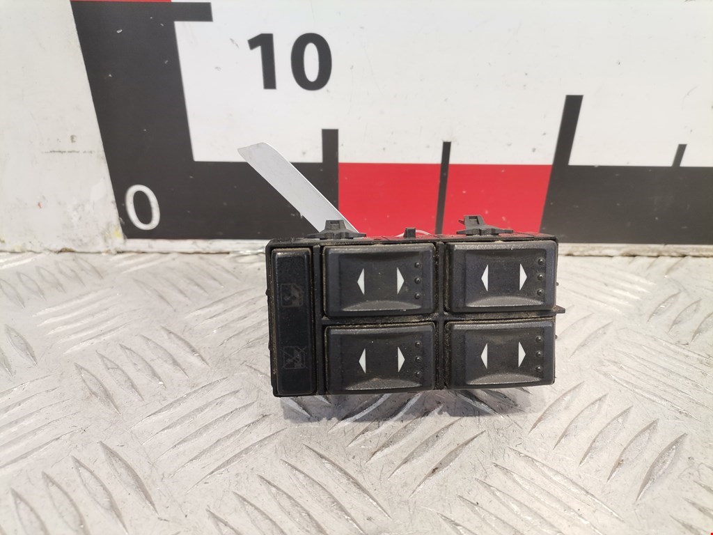 Блок управления стеклоподъемниками FORD Mondeo III 2000-2007