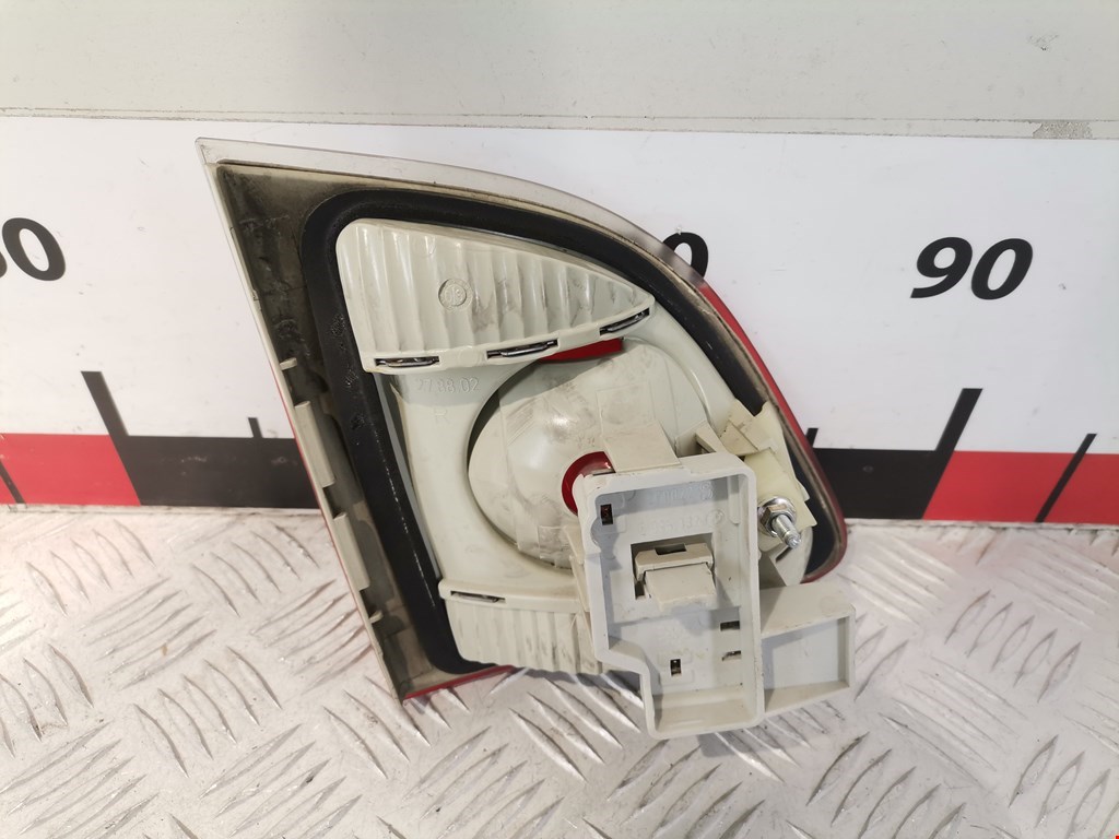 Фонарь задний внутренний правый BMW 5er 5 серия E60/E61 2003-2010