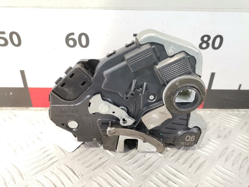 Замок двери передней правой TOYOTA RAV 4 XA30 2006-2012