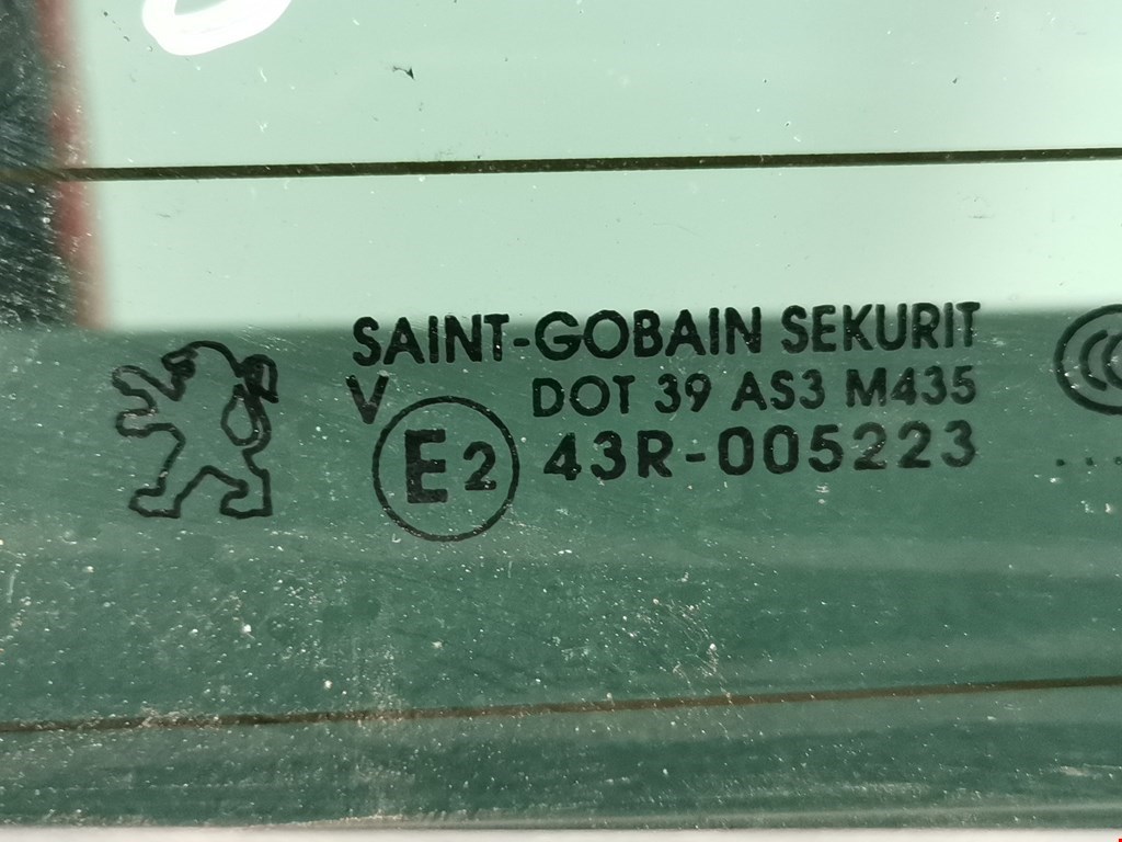 Дверь багажника PEUGEOT Partner 2008-2018