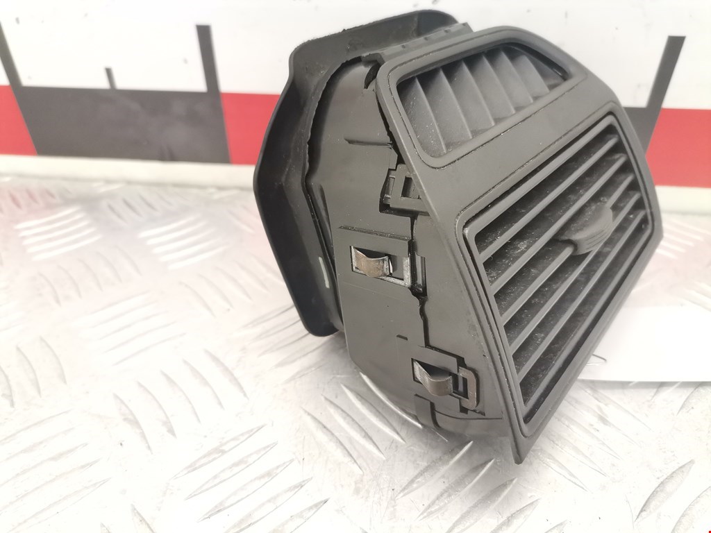 Дефлектор воздушный FIAT Grande Punto 2005-2009