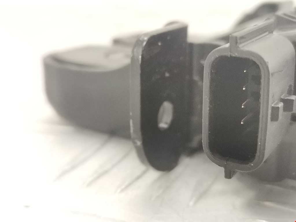 Замок багажника (крышки двери) RENAULT Scenic III 2010-2015