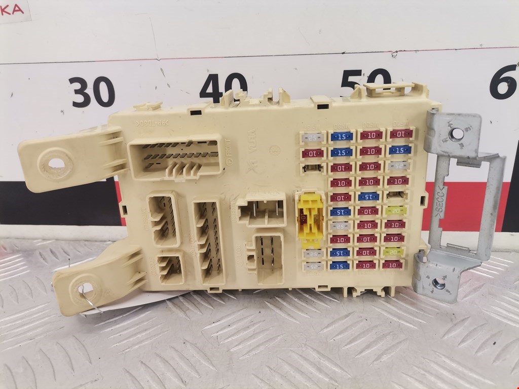 Датчик уровня в бачок омывателя KIA Venga 2010-2018