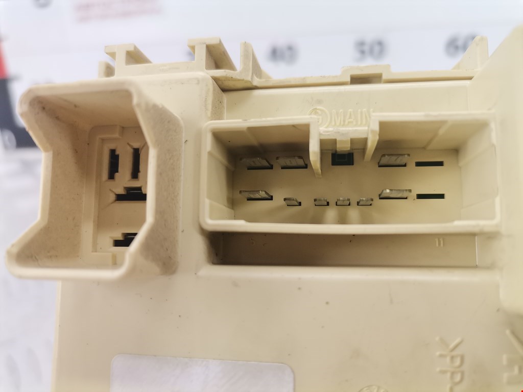 Датчик уровня в бачок омывателя KIA Venga 2010-2018