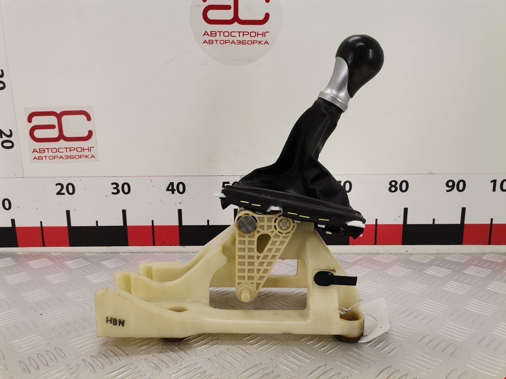 Кулиса (селектор) АКПП/МКПП в салоне KIA Picanto 2011-2017