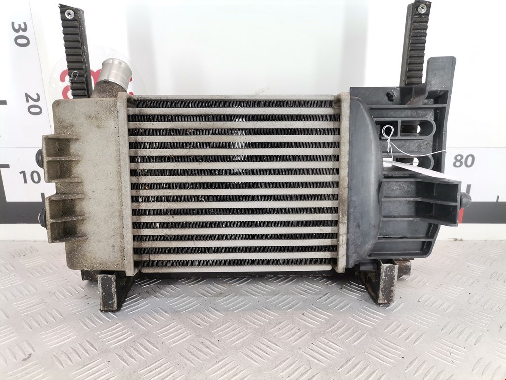 Интеркулер (радиатор интеркулера) TOYOTA Yaris II XP50 2005-2011