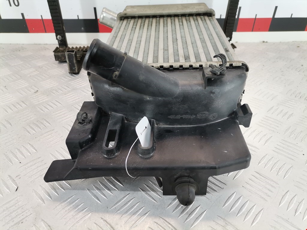 Интеркулер (радиатор интеркулера) TOYOTA Yaris II XP50 2005-2011