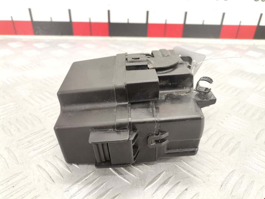 Блок реле KIA Venga 2010-2018