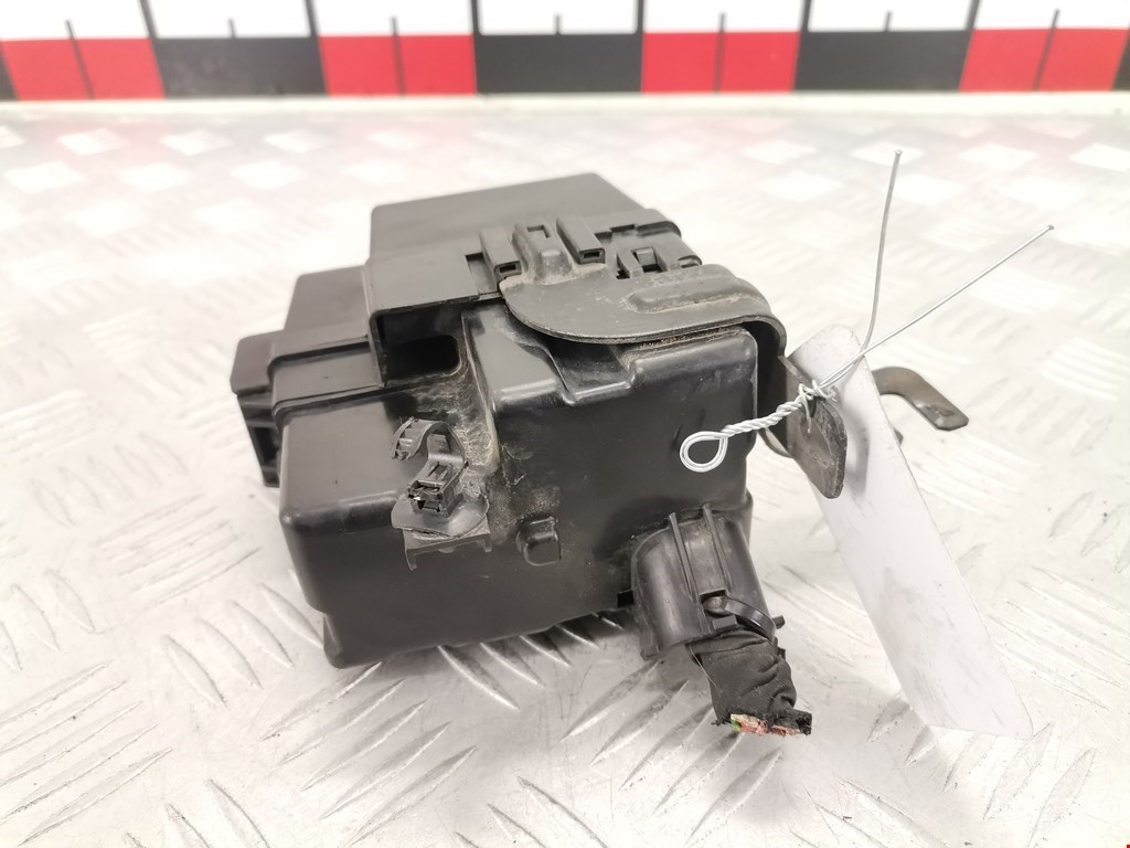 Блок реле KIA Venga 2010-2018