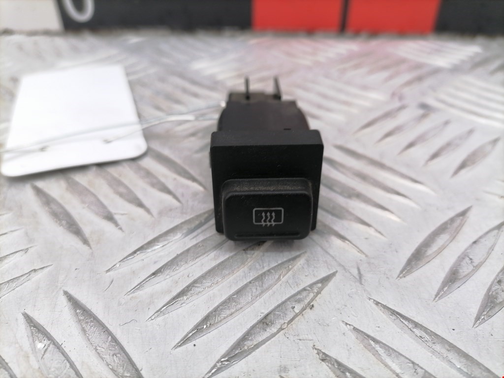 Кнопка подогрева (обогрева) заднего стекла Skoda Roomster (5J) (2006-2015)