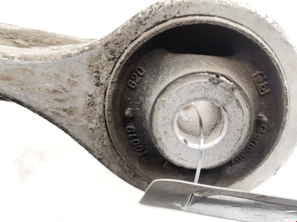 Рычаг передний правый VOLKSWAGEN Passat B5 1997-2005