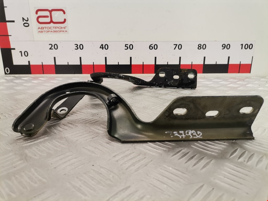 Петля капота левая/правая MAZDA 121 1987-1991