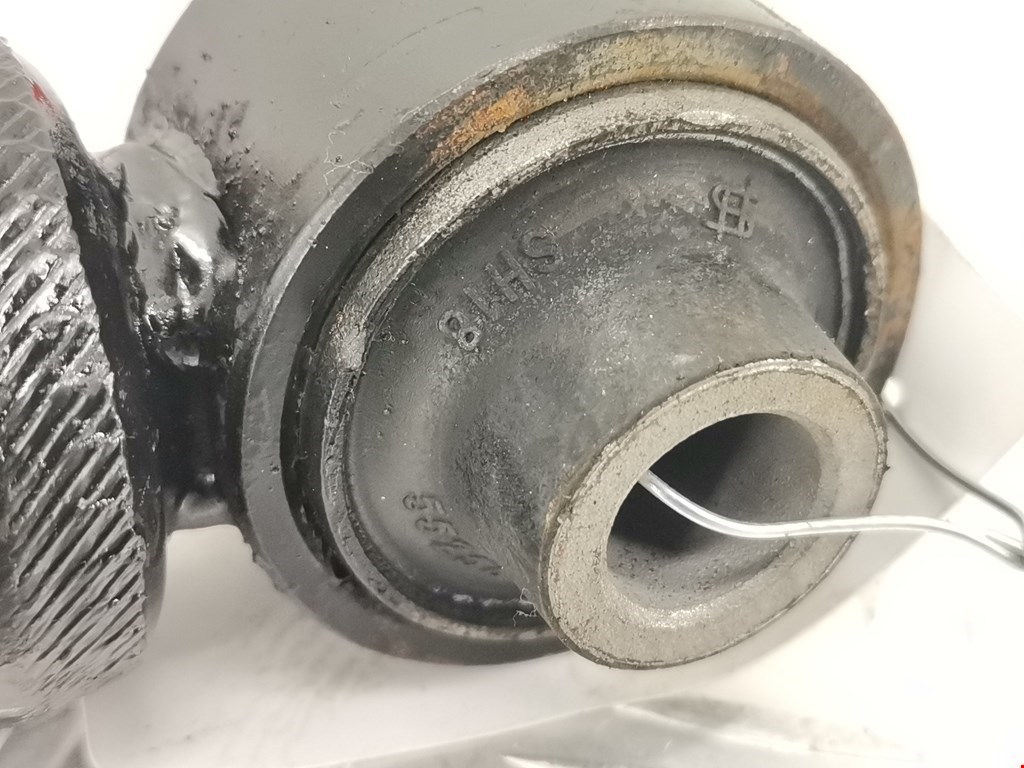 Амортизатор задний правый HYUNDAI Tucson ll 2011-2015