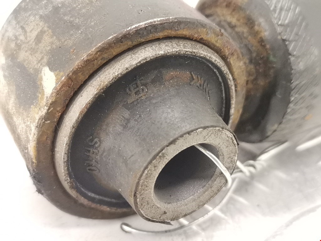 Амортизатор задний правый HYUNDAI Tucson ll 2011-2015