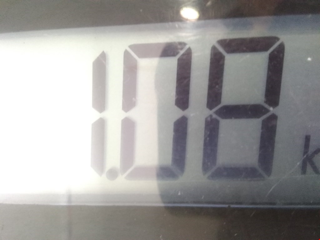 Петля капота левая/правая MAZDA 121 1987-1991