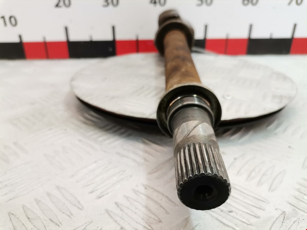 Полуось (привод, приводной вал) передняя правая RENAULT Kangoo 2008-2021