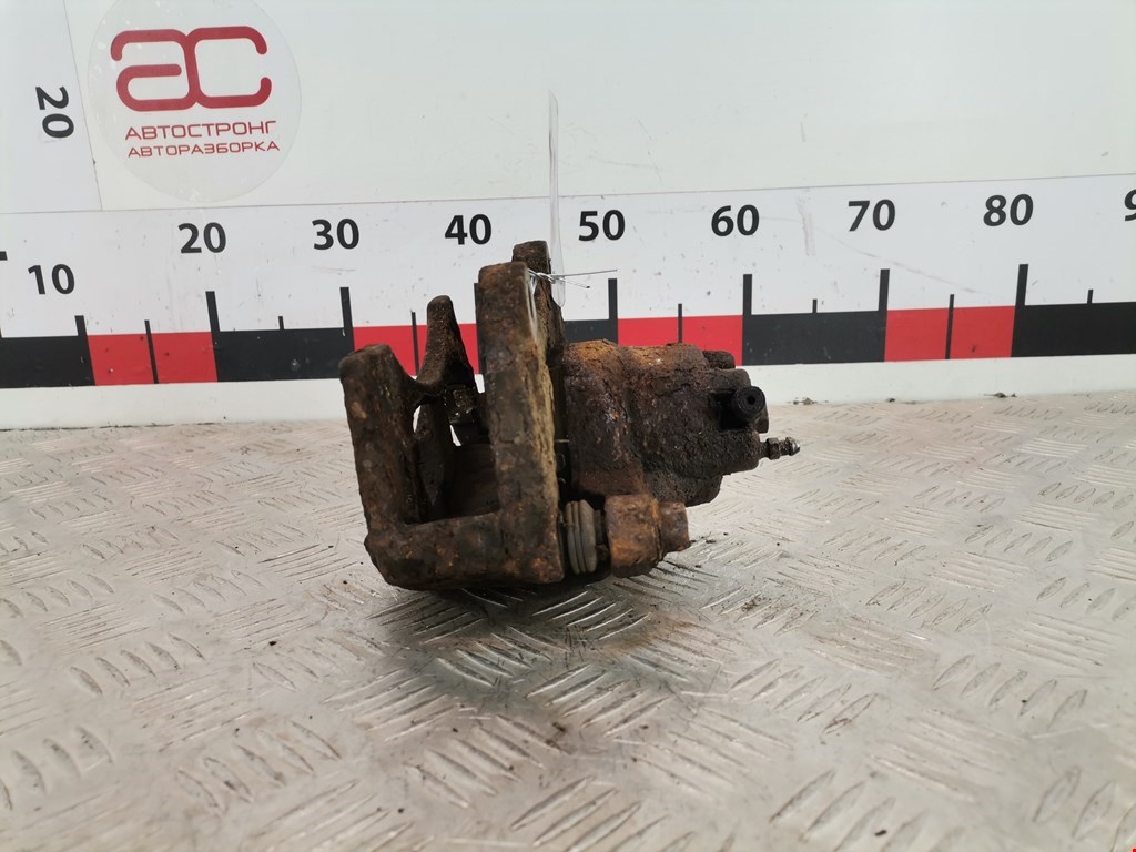 Суппорт передний правый JEEP Compass 2006-2016