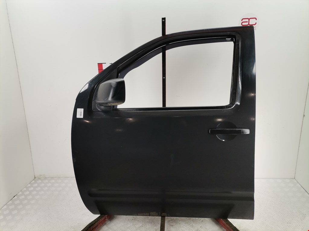 Дверь передняя левая NISSAN Navara III D40 2005-2015