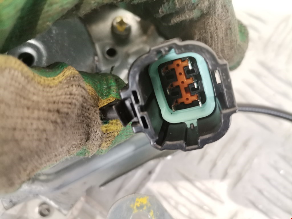 Стеклоподъемник передний правый NISSAN Tiida C11 2004-2014