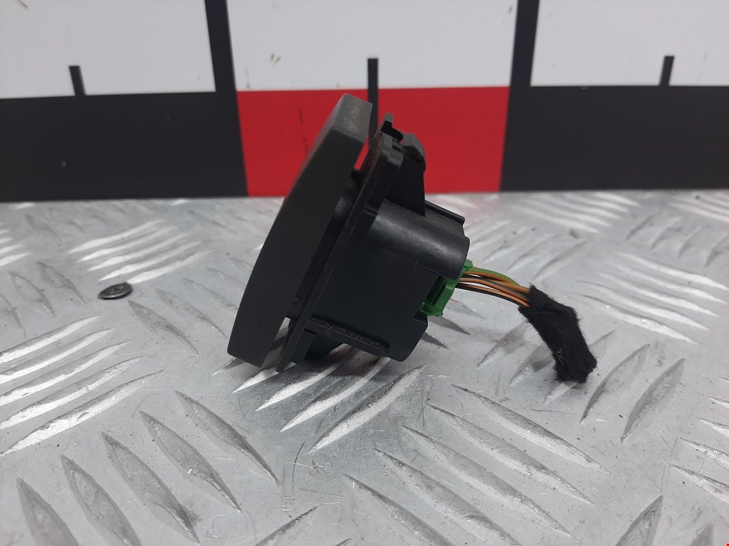 Кнопка аварийной сигнализации (аварийки) FORD C-MAX 2003-2010