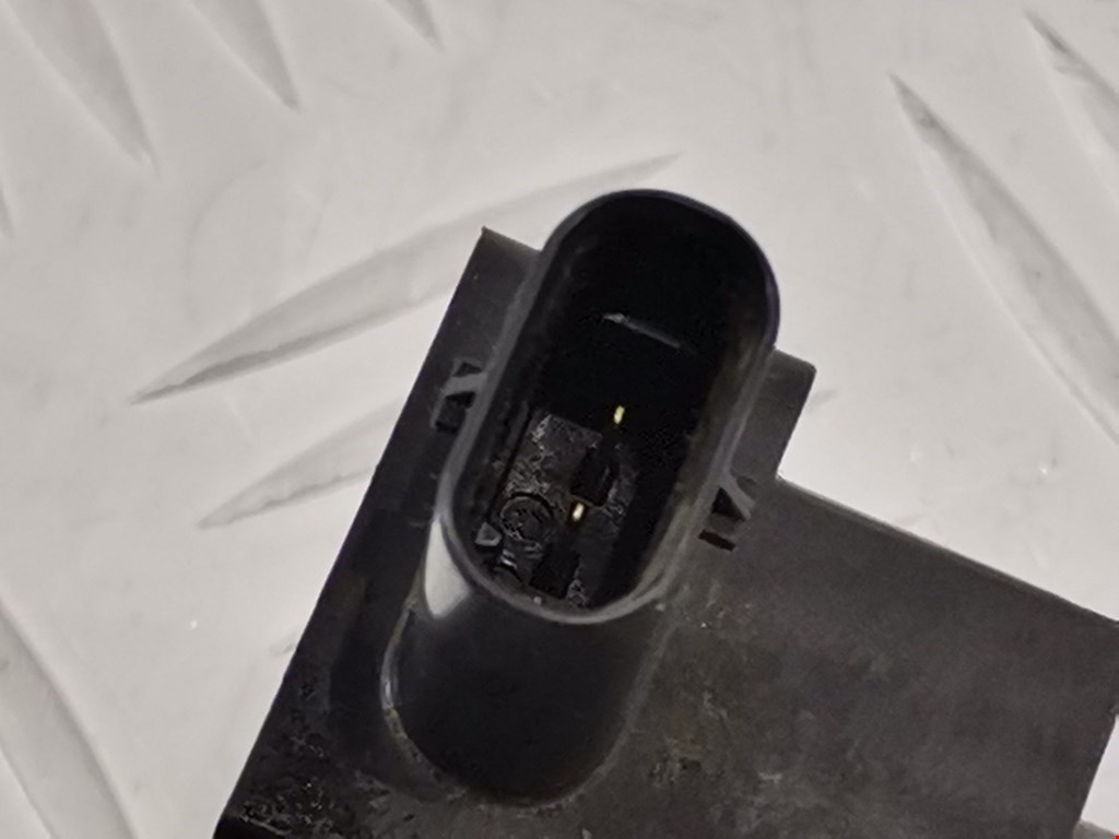 Катушка зажигания FORD Fiesta 2008-2012