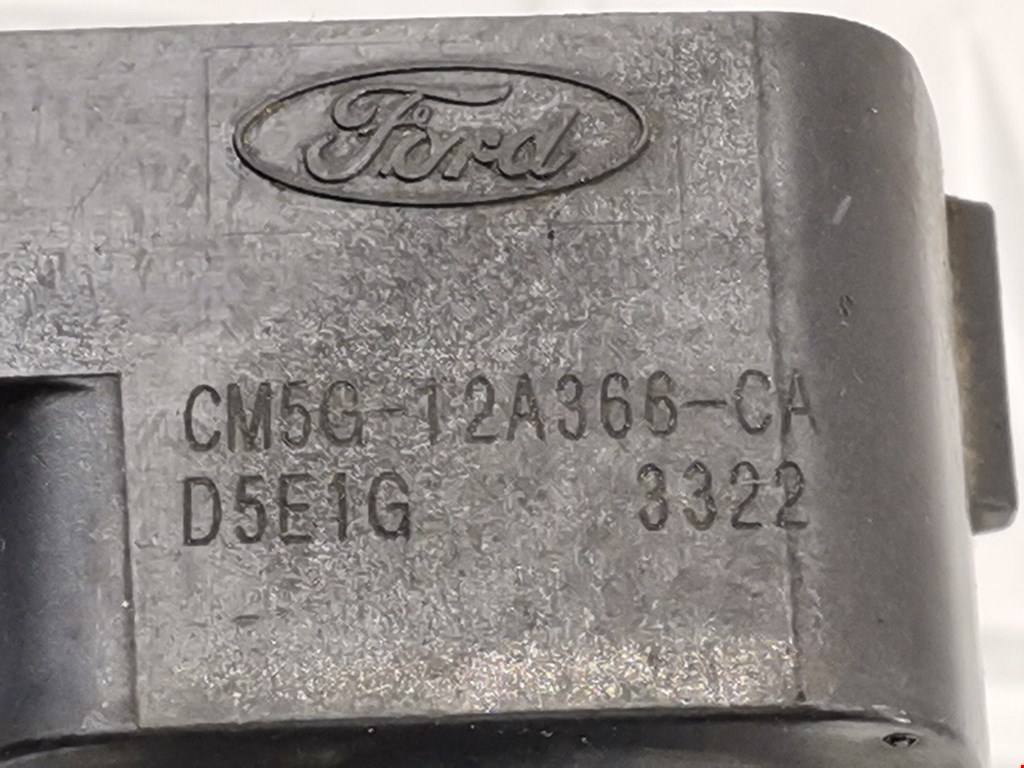 Катушка зажигания FORD Fiesta 2008-2012