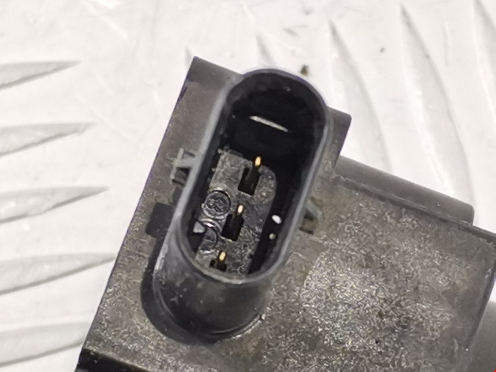 Катушка зажигания FORD Fiesta 2008-2012