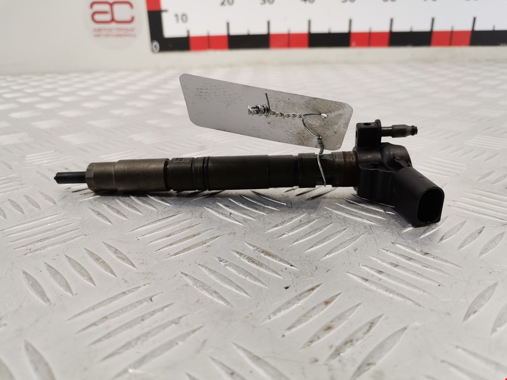 Форсунка дизельная электрическая VOLKSWAGEN Passat B6 2005-2011