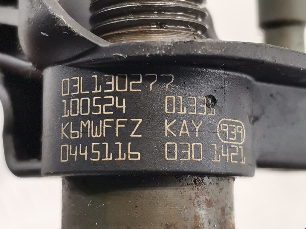 Форсунка дизельная электрическая VOLKSWAGEN Passat B6 2005-2011