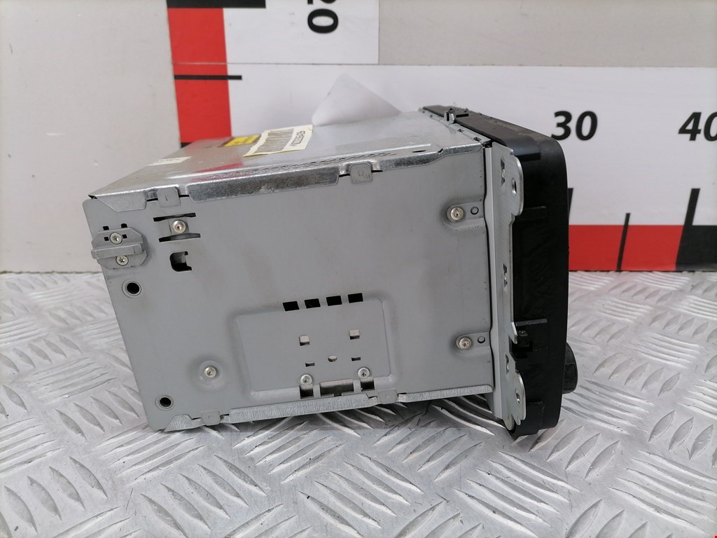 Магнитола VOLKSWAGEN Golf V 2003-2009