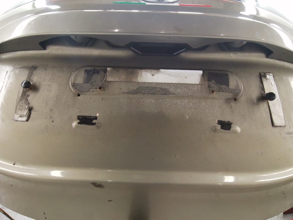 Дверь багажника FIAT Sedici 2005-2014