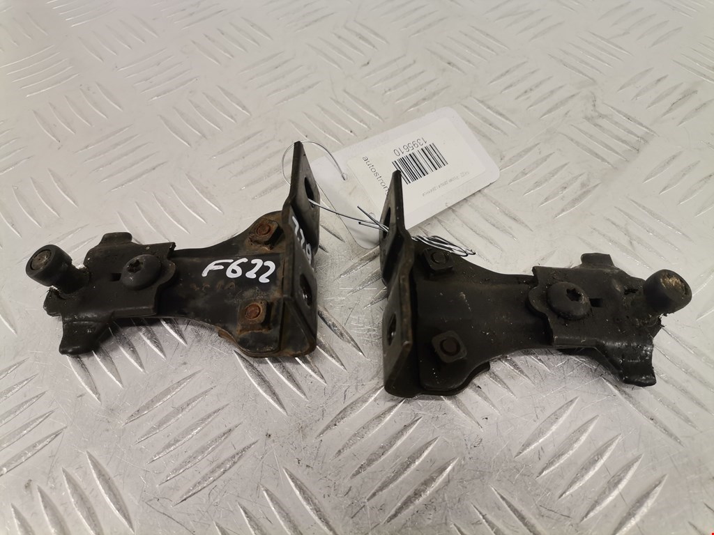 Ролик двери сдвижной (левый/правый средний верхний/нижний) CHRYSLER Voyager III GS 1995-2000