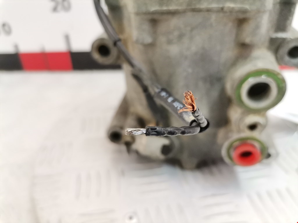 Компрессор кондиционера (системы кондиционирования) FORD Focus I 1998-2005