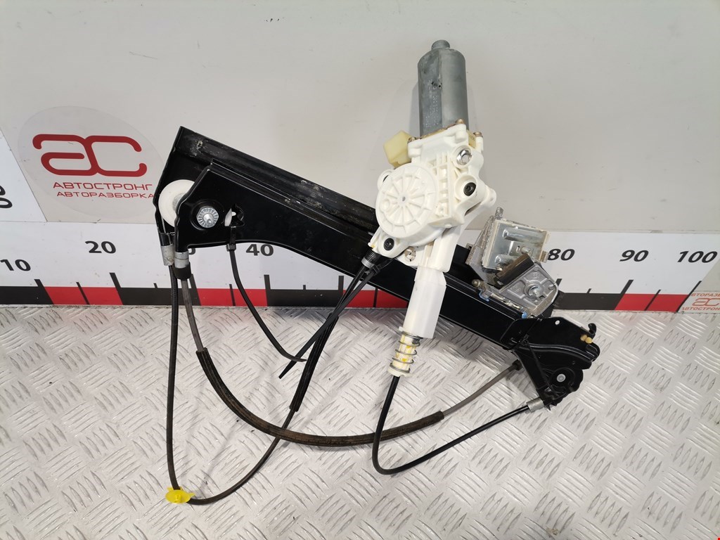 Стеклоподъемник передний левый MERCEDES-BENZ CLK-Class W209 2002-2009