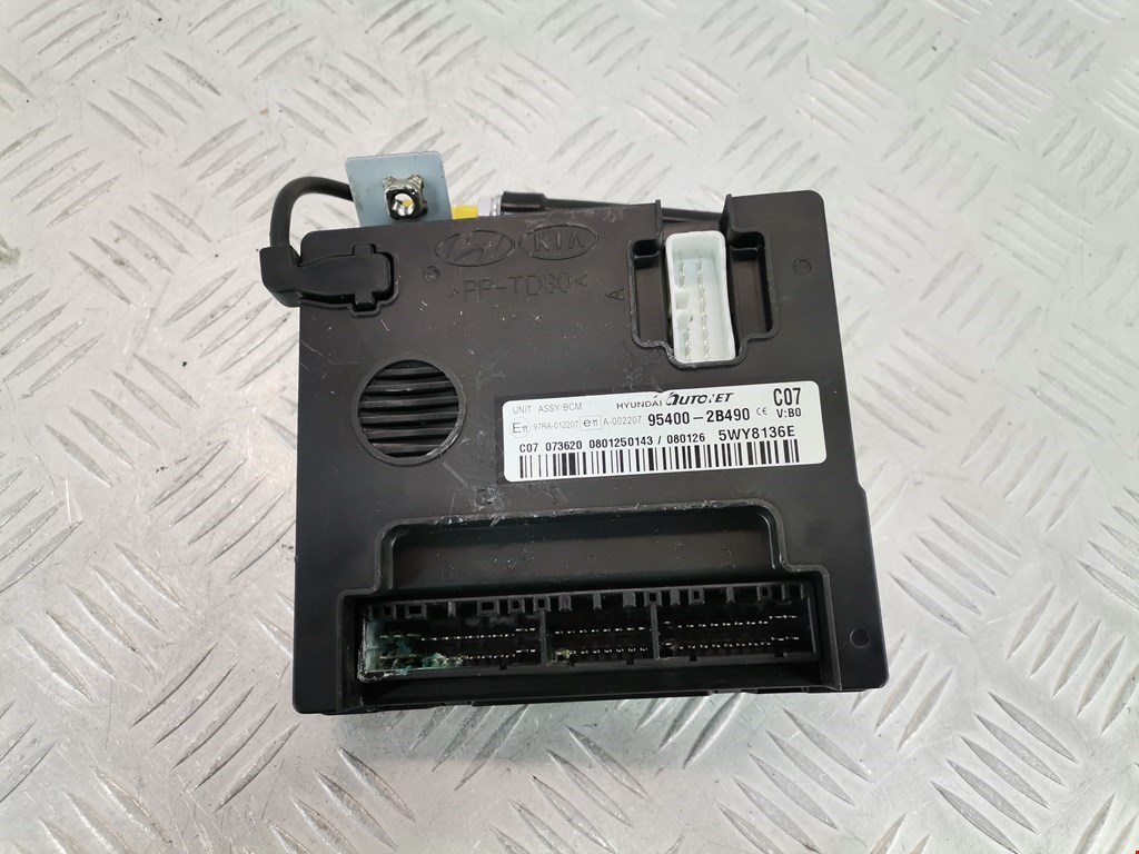 Блок комфорта Hyundai Santa Fe 2 (CM) (2005-2012)