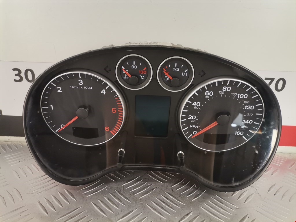 Панель приборов (щиток) AUDI A3 8P 2003-2013