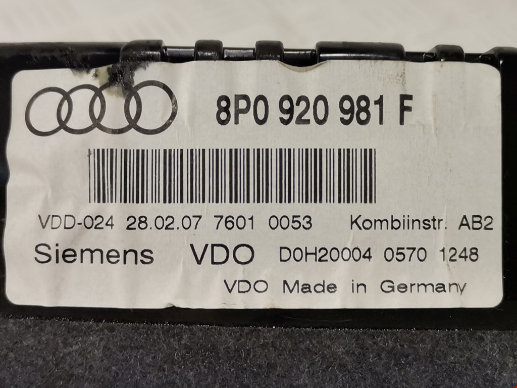 Панель приборов (щиток) AUDI A3 8P 2003-2013