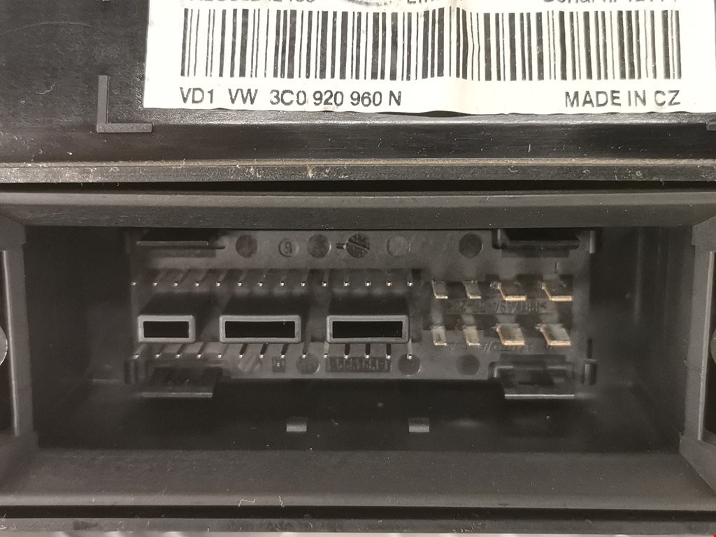 Панель приборов (щиток) VOLKSWAGEN Passat B6 2005-2011