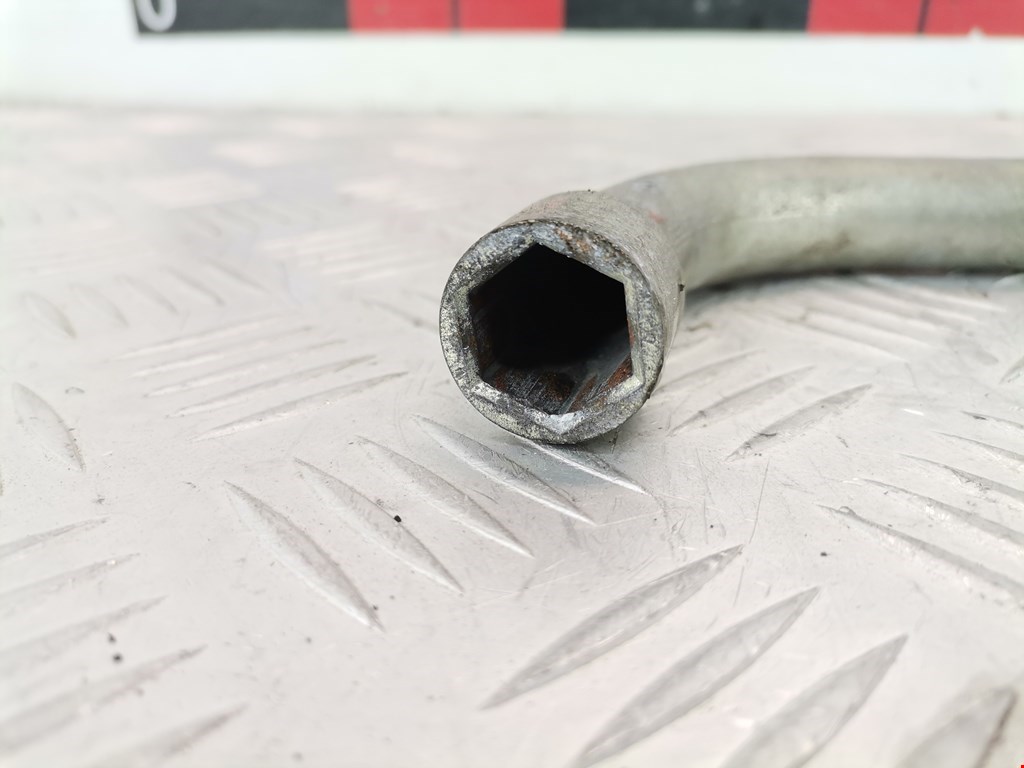 Ключ балонный VOLKSWAGEN Golf IV 1997-2003