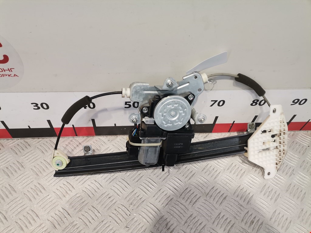 Стеклоподъемник передний правый CHEVROLET Captiva 2006-2010