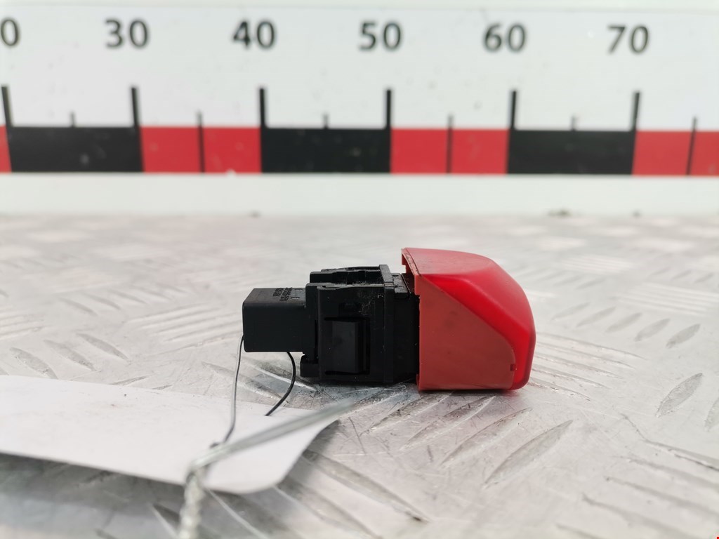 Кнопка аварийной сигнализации (аварийки) NISSAN Micra K12 2003-2010